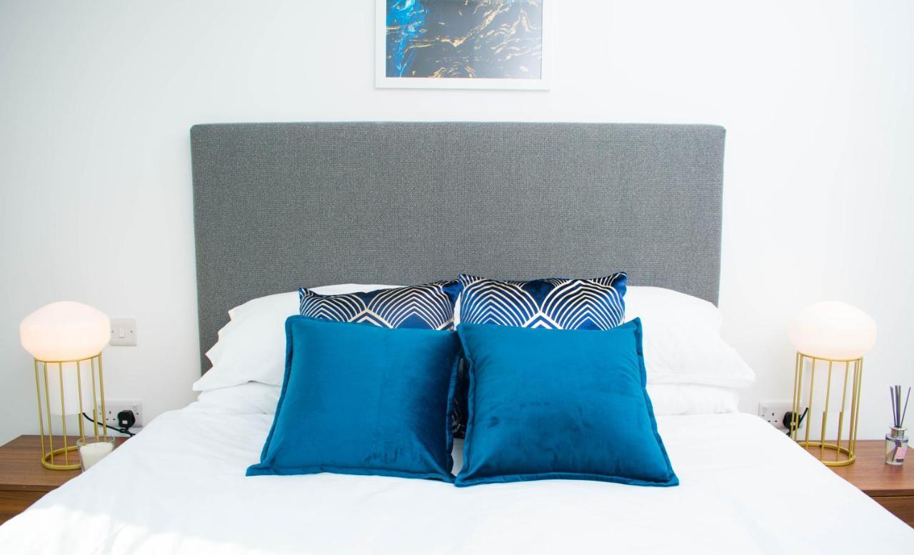 Exoticstay Apartments - Ultra Luxe Top Floor Suite - City Centre Apartment With Cube View - Smart 4K Tv With Ultrafast Wifi & Netflix Birmingham Bagian luar foto