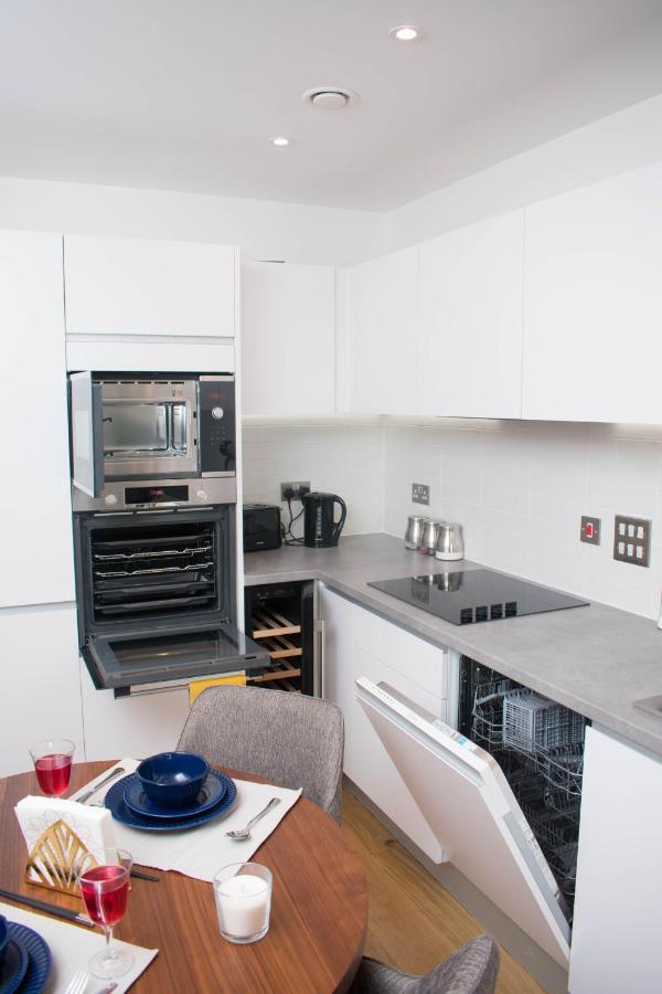 Exoticstay Apartments - Ultra Luxe Top Floor Suite - City Centre Apartment With Cube View - Smart 4K Tv With Ultrafast Wifi & Netflix Birmingham Bagian luar foto