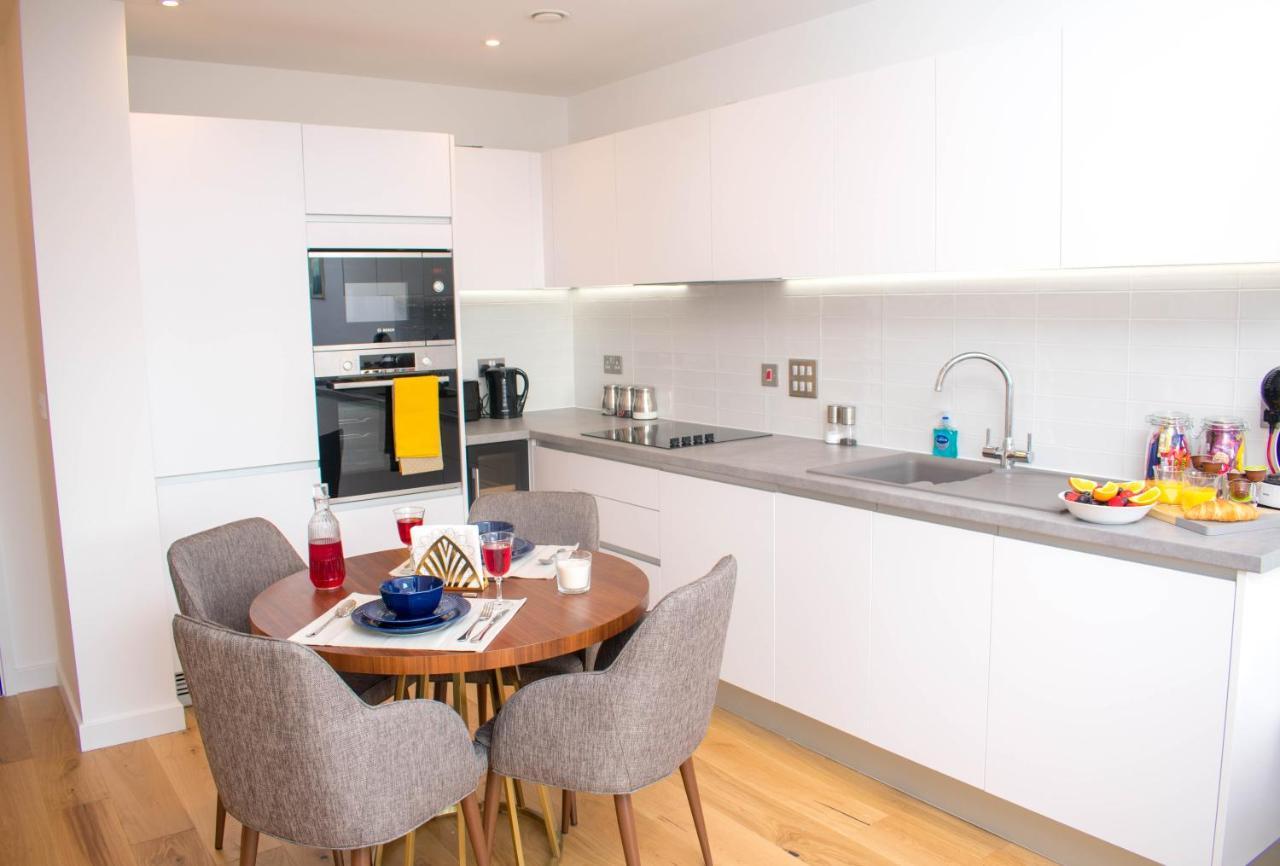 Exoticstay Apartments - Ultra Luxe Top Floor Suite - City Centre Apartment With Cube View - Smart 4K Tv With Ultrafast Wifi & Netflix Birmingham Bagian luar foto