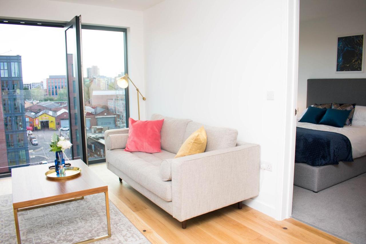 Exoticstay Apartments - Ultra Luxe Top Floor Suite - City Centre Apartment With Cube View - Smart 4K Tv With Ultrafast Wifi & Netflix Birmingham Bagian luar foto